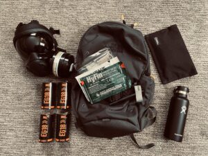 Be Prepared: What To Put in a Go Bag