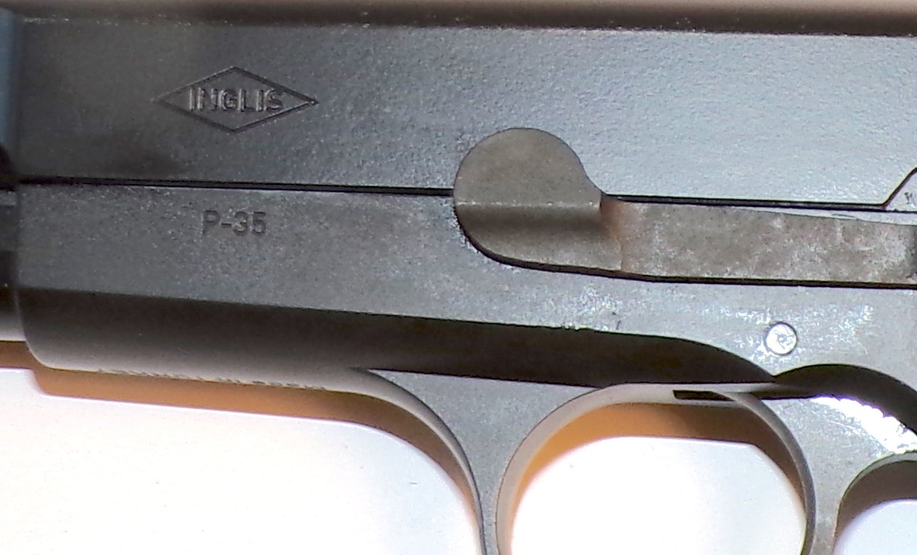 Inglis-P35B-engrqving-left