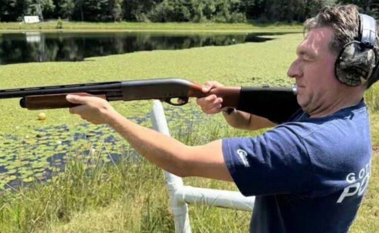 UK Man Arrested for US Gun Photo, Musk Cites 2nd Amendment