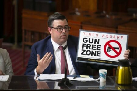 Lawsuit Targets NYC Times Square Carry Ban