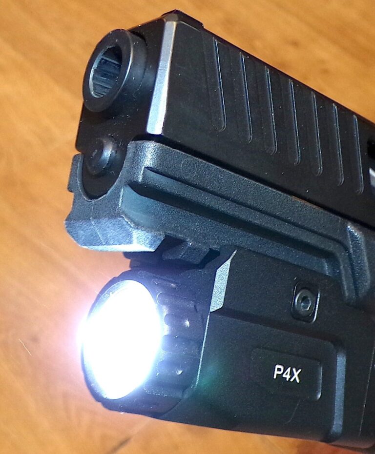 HiLight Tactical P4X Review: 1,100-Lumen Pistol Light HiLight Tactical P4X Review: 1,100-Lumen Pistol Light