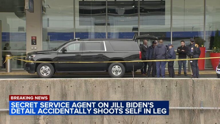 Secret Service Agent NDs Himself Using His Gun as a Flashlight